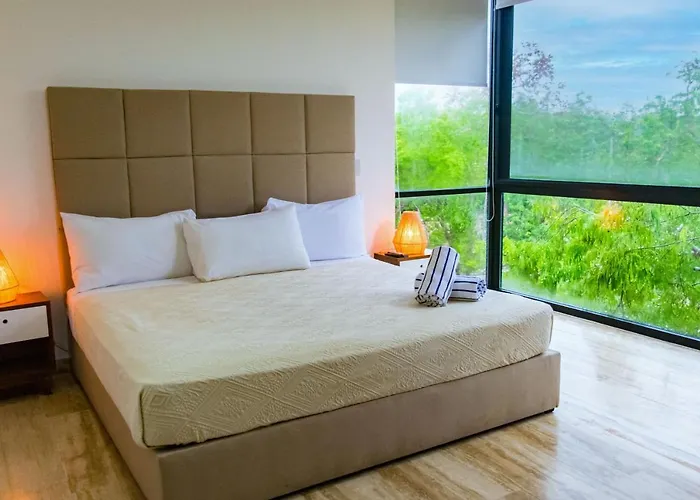 Amira Apartahotel